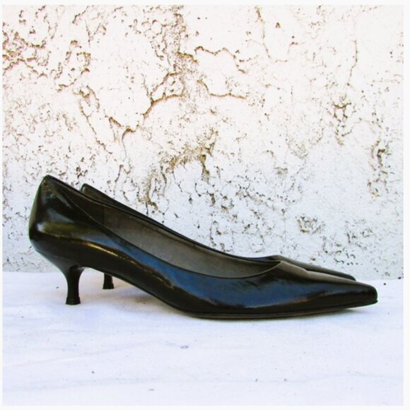 Stuart Weitzman black patent leather pumps 9.5M - Picture 1 of 7